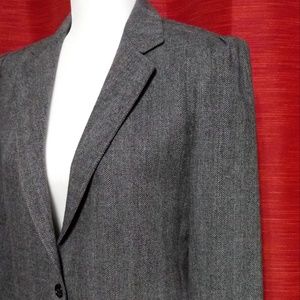 One Button Two Pockets Jacket Blazer Size 6
